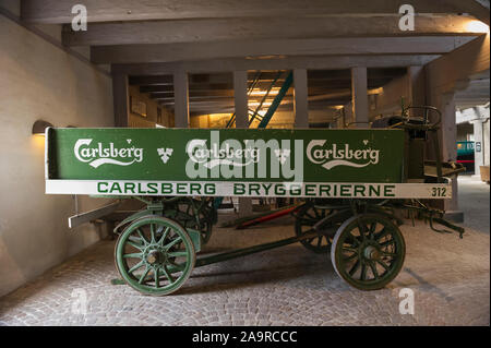 Eine alte Karre bei der Brauerei Carlsberg, Kopenhagen, Dänemark Stockfoto