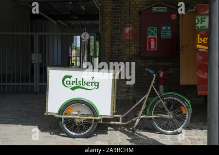 Ein Dreirad an der Brauerei Carlsberg, Kopenhagen, Dänemark Stockfoto