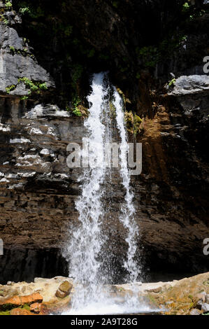 Also Rock, einem viel größeren Wasserfall als sein berühmter Nachbar hängenden See. Jubelnde Rock ist ein kurzer Abstecher, die aus den hängenden See. Stockfoto