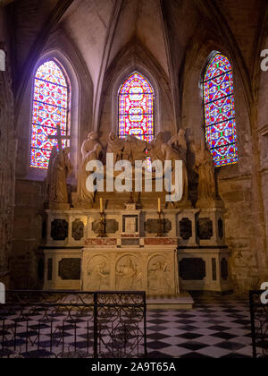 Saint-Trophime Primatial Katholische Kirche Altar Stockfoto