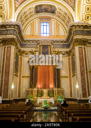 Innenraum der Kirche Santos Juanes, Valencia Stockfoto