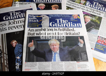 "Ein Ziel ist, erfüllt. Aber was kommt als nächstes für Großbritannien?" Boris Johnson auf der Seite der Wächter fährt in 10 Downing Street in London UK Juli 2019 Stockfoto