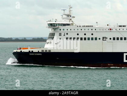 AJAXNETPHOTO. 15. Oktober, 2019. Kanal, ENGLAND. - CROSS CHANNEL AUTO- und PASSAGIERFÄHRE DFDS Seaways AUF DEM WEG IN DOVER DUNKERQUE. Foto: Jonathan Eastland/AJAX REF: GX8 191510 20932 Stockfoto