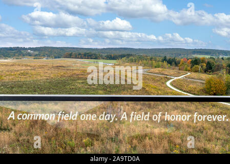 Blick vom Visitor Center Komplex über die Absturzstelle im Flug 93 National Memorial, Stonycreek, in der Nähe von Shanksville, Pennsylvania, USA Stockfoto