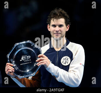 LONDON, VEREINIGTES KÖNIGREICH. NOVEMBER 17 Dominic Thiem während in Aktion während Singles Championship Finale Dominic Thiem (AUT) gegen Stefanos Tsitsipas (GRE) International Tennis - Nitto ATP World Tour Finals Tag 8 - Dienstag, 17. November 2019 - O2 Arena - London Credit: Aktion Foto Sport/Alamy leben Nachrichten Stockfoto