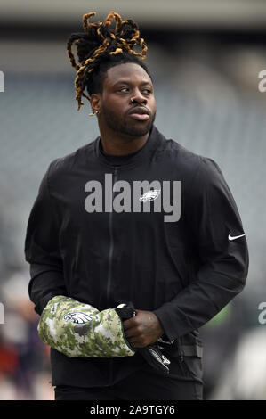 Philadelphia, USA. 17. Nov, 2019. Philadelphia Eagles running Zurück Jay Ajayi Spaziergänge das Feld beim Warm-ups bei Lincoln Financial Field in Philadelphia an November 17, 2019. Foto von Derik Hamilton/UPI Quelle: UPI/Alamy leben Nachrichten Stockfoto