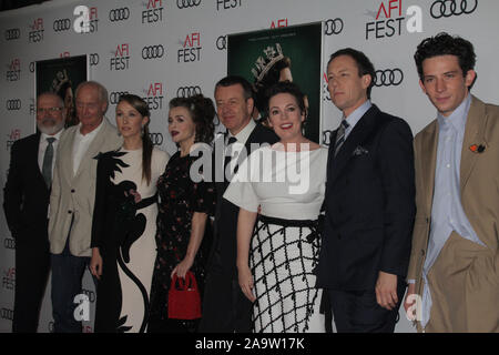 Charles Dance, Erin Doherty, Helena Bonham Carter, Peter Morgan, Olivia Colman, Tobias Menzies, Josh O'Connor 11/16/2019 AFI Fest 2019 Gala Screening" die Krone' an der TCL Chinese Theatre in Los Angeles, CA Foto von Izumi Hasegawa/HollywoodNewsWire.co Credit statt: Hollywood News Wire Inc./Alamy leben Nachrichten Stockfoto