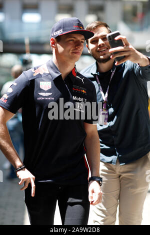 Sao Paulo, Brasilien. 17. Nov, 2019. Motorsport: FIA Formel Eins-Weltmeisterschaft 2019, Grand Prix von Brasilien, #33 Max Verstappen (NLD, Aston Martin Red Bull Racing), Quelle: dpa/Alamy leben Nachrichten Stockfoto