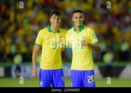 Brasilia, Brasilien. 17. Nov, 2019. Kaio Jorge und Lazaro feiern ihren Sieg über Mexiko und die FIFA U 17 2019 World Cup. Bezerrão Stadion. Brasilia DF. (Foto: Reinaldo Reginato/Fotoarena) Credit: Foto Arena LTDA/Alamy leben Nachrichten Stockfoto