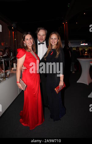 Katja Fischer, Stephan Grossmann mit Ehefrau Lidija Großmann bei der 14. Hoffe Gala 2019 im Schauspielhaus. Dresden, Stockfoto