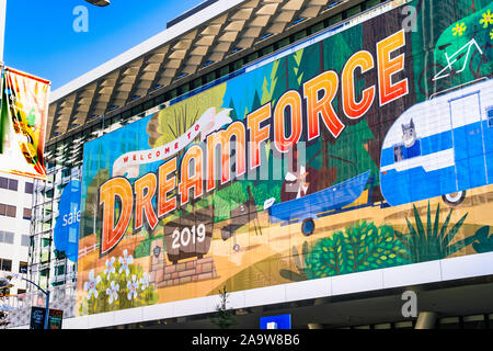 November 17, 2019 San Francisco/CA/USA - die Dreamforce Jahrestagung findet statt im Moscone Center; Dreamforce ist eine jährliche Anwenderkonferenz gehostet von Stockfoto