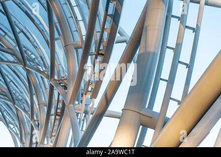 Detail aus Baustahl Vordach, durch HOK mit parametrischen Modellen konzipiert, am internationalen Flughafen Hartsfield-Jackson Atlanta. (USA) Stockfoto