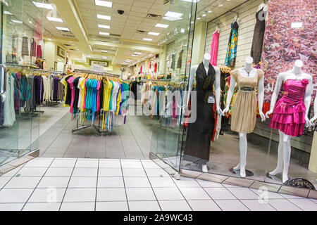 Miami Florida, Hialeah, Westland Mall, Frauenkleidung, Mode, trendy, Luxus, modisch, Einzelhandelsprodukte, Vitrine Verkauf, Waren, Verpackung, Marken, Stockfoto