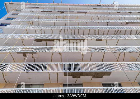 Miami Beach Florida, Ocean Drive, Presidential Wohnanlagen, Betonrestaurierung, Mauerwerk, Renovierung, strukturelle Reparatur, abfallende Platte, Balkone, außen ex Stockfoto