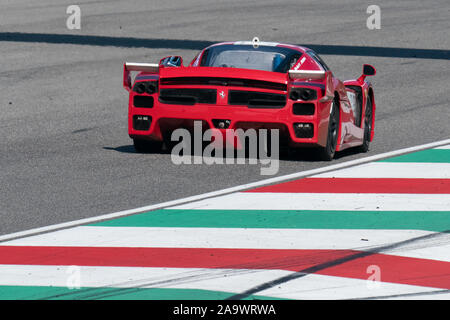 Mugello, Italien - Oktober 27, 2019: Programm Ferrari FXX während Ferrari Challenge World Finals - Mugello 2019, Ferrari Challenge Cup in Mugello. Stockfoto