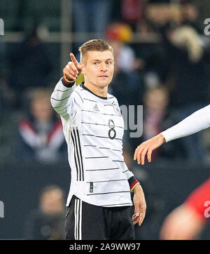 Jubel Toni Kroos (GER) sein Ziel zählte auf 4:0, Geste, Gestik Fussball Laenderspiel, EM-Qualifikation, Gruppe C 9 Spieltag, Deutschland (GER) - Belarus (BLR) 4:0, an 16/11/2019 bei Borussia Mönchengladbach/Deutschland. € | Nutzung weltweit Stockfoto