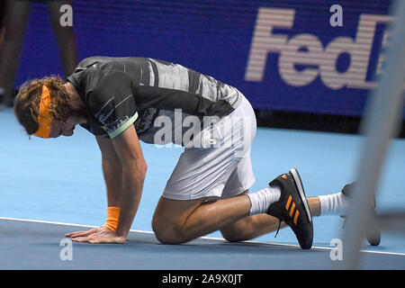 London, Großbritannien. 17. November 2019. stefanos tsitsipas während Nitto ATP-Finale Dominic Thiem und Stefanos Tsitsipas die endgültige Vittoria - Tennis Internationals - Kreditkarten: LPS/Roberto Zanettin/Alamy leben Nachrichten Stockfoto