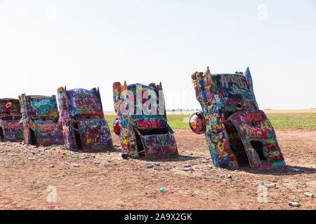 Cadillac Ranch auf der Route 66 in der Nähe von Amarillo Texas Stockfoto