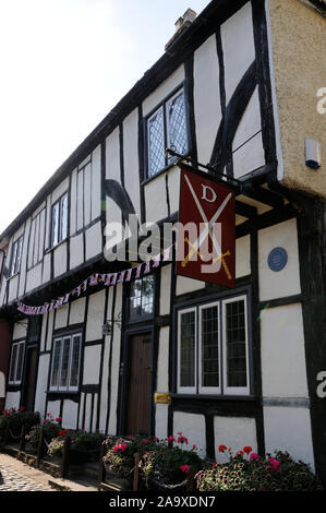 Dean zu entlohnen Haus, High Street, Berkhamsted, Hertfordshire. Dean Incent Haus hat nicht viel geändert, seit es im Jahr 1500 gebaut wurde. Stockfoto