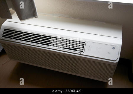 Ge Klimaanlage in einem Hotelzimmer in gflorida Usa Stockfoto