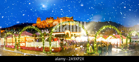 Weihnachtsmarkt in Heidelberg, Baden-Württemberg, Deutschland Stockfoto