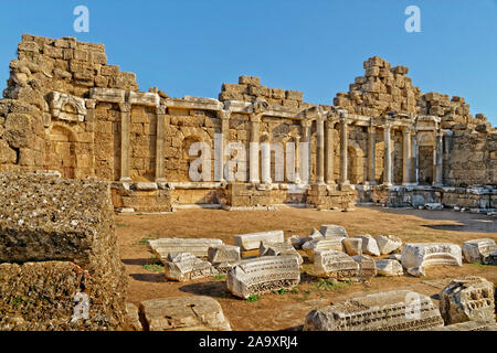 Zustand Agora Ruinen an der Seite, der Provinz Antalya, Türkei. Stockfoto
