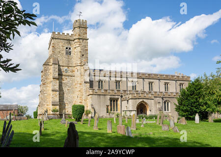 St Michael und alle Engel' Kirche, High Street, Waddesdon, Buckinghamshire, England, Vereinigtes Königreich Stockfoto