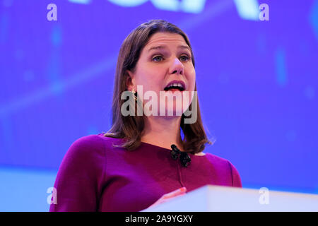 Führer der Liberaldemokraten Jo Swinson macht eine Keynote politische Rede während der jährlichen Verband der britischen Industrie (CBI) Konferenz in London statt. Stockfoto