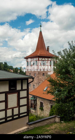 Kulmbach 2019. Der Rote Turm. Sobald dieser Turm markiert eine der Grenzen der Stadt, zeitgleich mit der aktuellen historischen Zentrum. August 2019 in Kulmba Stockfoto