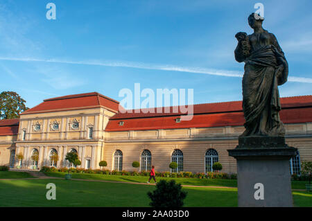 Im neuen Flügel des Schloss Charlottenburg neuer Flügel und sein Park Schlossgarten wieder aufgebaut nach dem Zweiten Weltkrieg in Berlin Deutschland Stockfoto