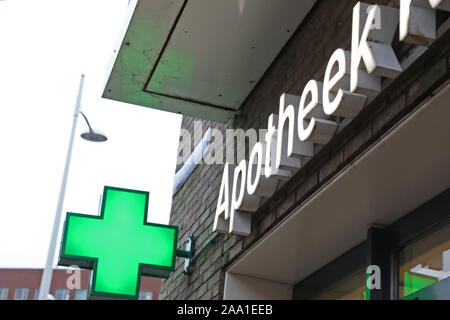 Alkmaar, Niederlande. 15 Sep, 2019. ALKMAAR, 15-11-2019, Lager, Nu.nl, Branche, Apotheke Kredit: Pro Schüsse/Alamy leben Nachrichten Stockfoto