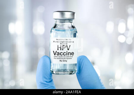 Kleine Droge Durchstechflasche mit HPV-Impfstoff Stockfoto