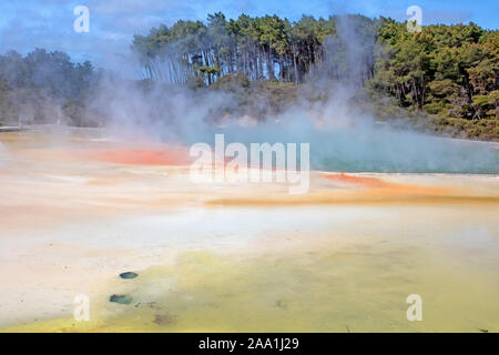 Artist's Palette im Wai-O-Tapu Thermal Wonderland Stockfoto