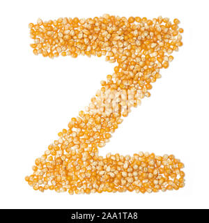 Buchstabe Z der englischen Alphabet von von Gelb trockenem Mais auf einem weißen Hintergrund isoliert. Essen Muster aus Mais. Helle Alphabet für Geschäfte. ce Stockfoto