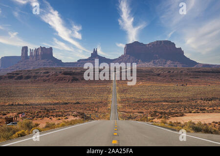 Straße zum Monument Valley, AZ Stockfoto