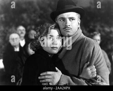 JOAN FONTAINE als zweiten Mrs. de Winter und Laurence Olivier als Maxim de Winter in REBECCA 1940 Regisseur Alfred Hitchcock Roman von Daphne Du Maurier Produzent David O. Selznick Selznick International Pictures/United Artists Stockfoto