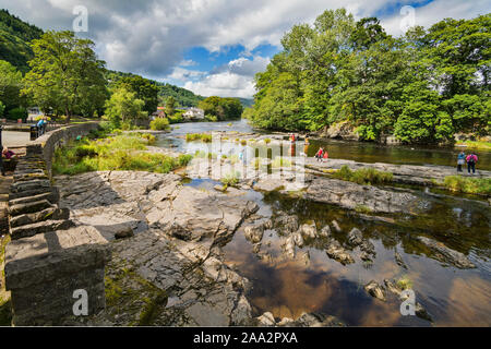 Llangollen, Fluss Dee Dee Valley, Denbighshire, Wales, Großbritannien Stockfoto