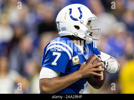 November 17, 2019: Indianapolis Colts quarterback Jacoby Brissett (7) passt den Ball während der NFL Football Spiel Action zwischen der Jacksonville Jaguars und die Indianapolis Colts im Lucas Oil Stadium in Indianapolis, Indiana. Indianapolis Jacksonville 33-13 besiegt. Johann Mersits/CSM. Stockfoto