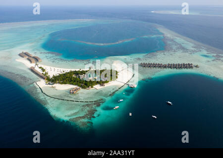 Ferienhäuser Insel Moofushi, Ari Atoll, Malediven, Indischer Ozean Stockfoto