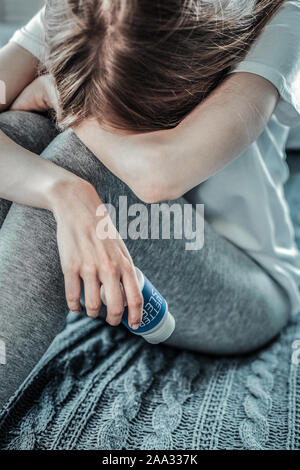 Traurig freudlos Frau Probleme mit Schlaf Stockfoto