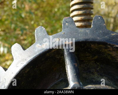 Nahaufnahme der alten Getriebe und Spindel Stockfoto