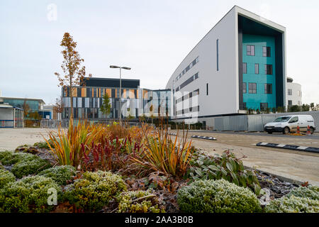 Außenansicht des neuen umstrittenen unfertig und viel - verzögerte NHS königlichen Krankenhaus für Kinder und Jugendliche in Edinburgh, Schottland, Großbritannien Stockfoto