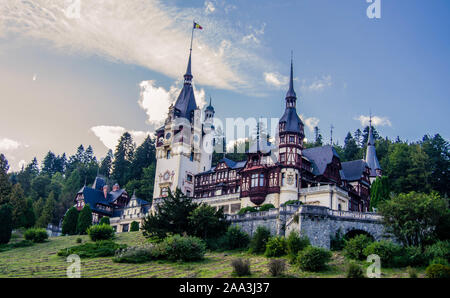 Schloss Peles ist in den Karpaten, Sinaia befindet. Es ist ein schönes Stück Art. Stockfoto