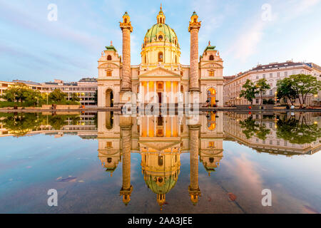 St Charles Kirche (Karlskirche), Wien, Österreich Stockfoto