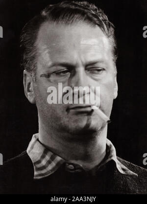 Curd Jürgens, deutscher Bühnen- und Filmschauspieler, Deutschland 1959. Deutsche Theater- und Filmschauspieler Curd Jürgens, Deutschland 1959. Stockfoto