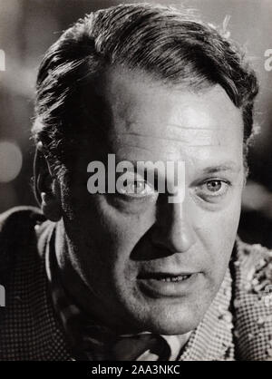 Curd Jürgens, deutscher Bühnen- und Filmschauspieler, Deutschland 1959. Deutsche Theater- und Filmschauspieler Curd Jürgens, Deutschland 1959. Stockfoto