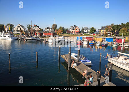 Blick über den Hafen von Niendorf/Ostsee, Timmendorfer Strand, Schleswig-Holstein, Deutschland Stockfoto