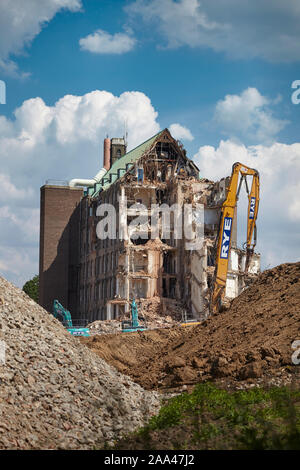 Abriss der Francis Crick Labor (Nationales Institut für Medizinische Forschung) in Mill Hill Ort für Gehäuse zu machen. Stockfoto