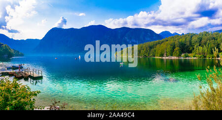 Unglaublich idyllischen See Bohinj in Slowenien. Schönheit in der Natur Stockfoto