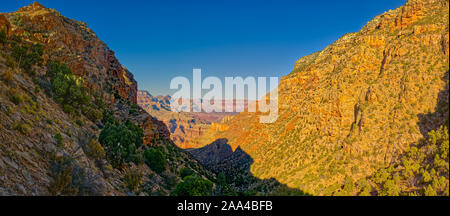 Red Canyon gesehen vom neuen Hance Trail, South Rim, Grand Canyon, Arizona, USA Stockfoto